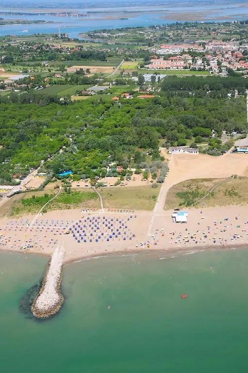 Holiday Center Valdor Cavallino-Treporti 3*,  Itálie