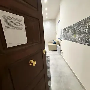 https://martas-apartment.hotels-amalfi.com